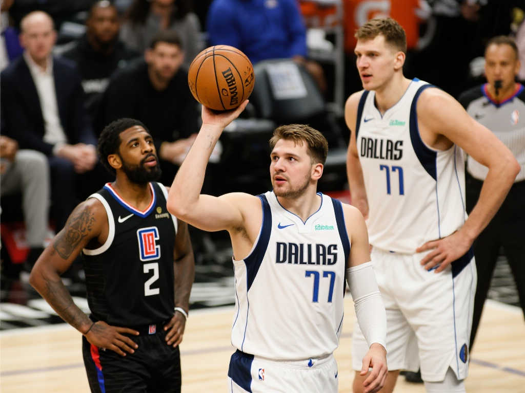 独行侠蜕变全能战队!12战11胜三叉戟携强援齐飞 独行侠蜕变全能战队!12战11胜三叉戟携强援齐飞